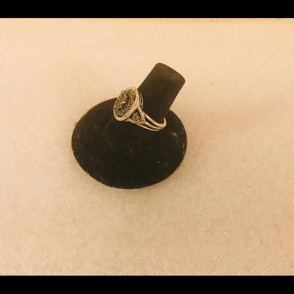 Halo ring - Picture 3 of 3